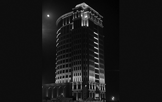 Zamil Tower Exterior Lighting Khobar, Saudi Arabia (LED Wall Washers Warm White & LED Linear Tube White Colors for Building & Crown)